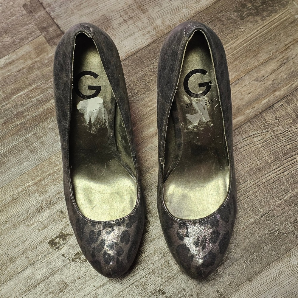 G by GUESS Womens Metallic Leopard Print Platform Pumps Pewter Black Size 7M
